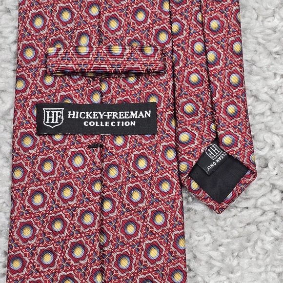 Hickey Freeman Neck Tie Red Blue Geometric 100% Silk Made‎ in Italy - Picture 3 of 7